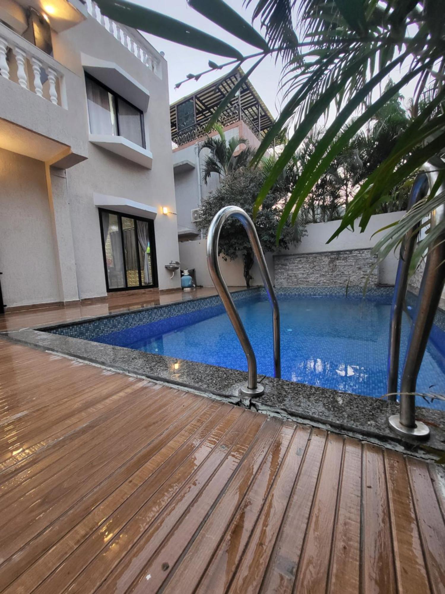 The Perfect Stays Para Disco Big Pool Cricket Turf Villa Лонавала Екстериор снимка