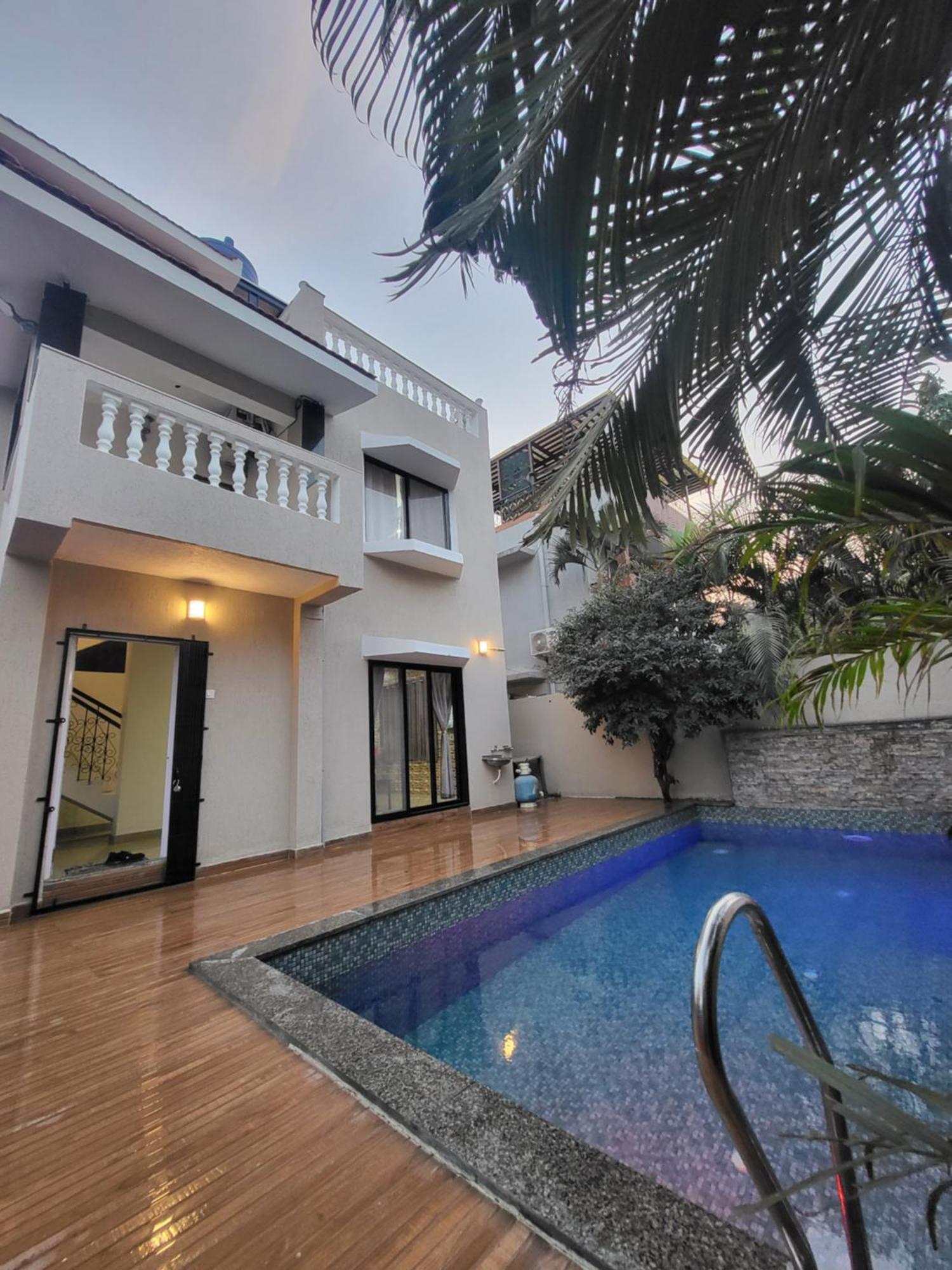 The Perfect Stays Para Disco Big Pool Cricket Turf Villa Лонавала Екстериор снимка