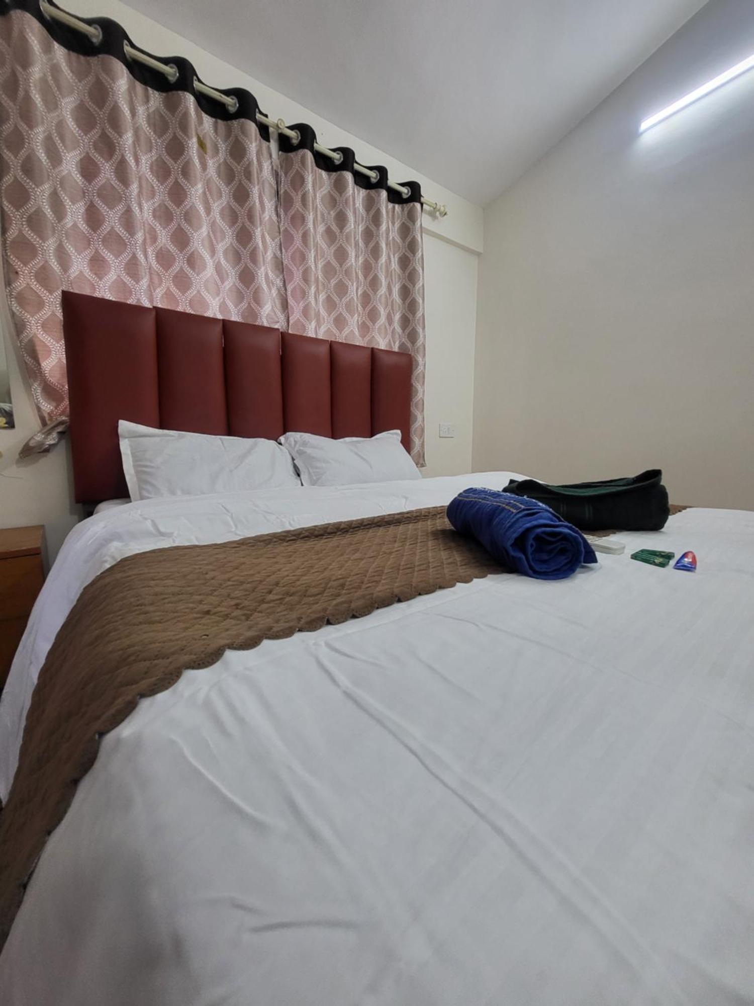 The Perfect Stays Para Disco Big Pool Cricket Turf Villa Лонавала Екстериор снимка