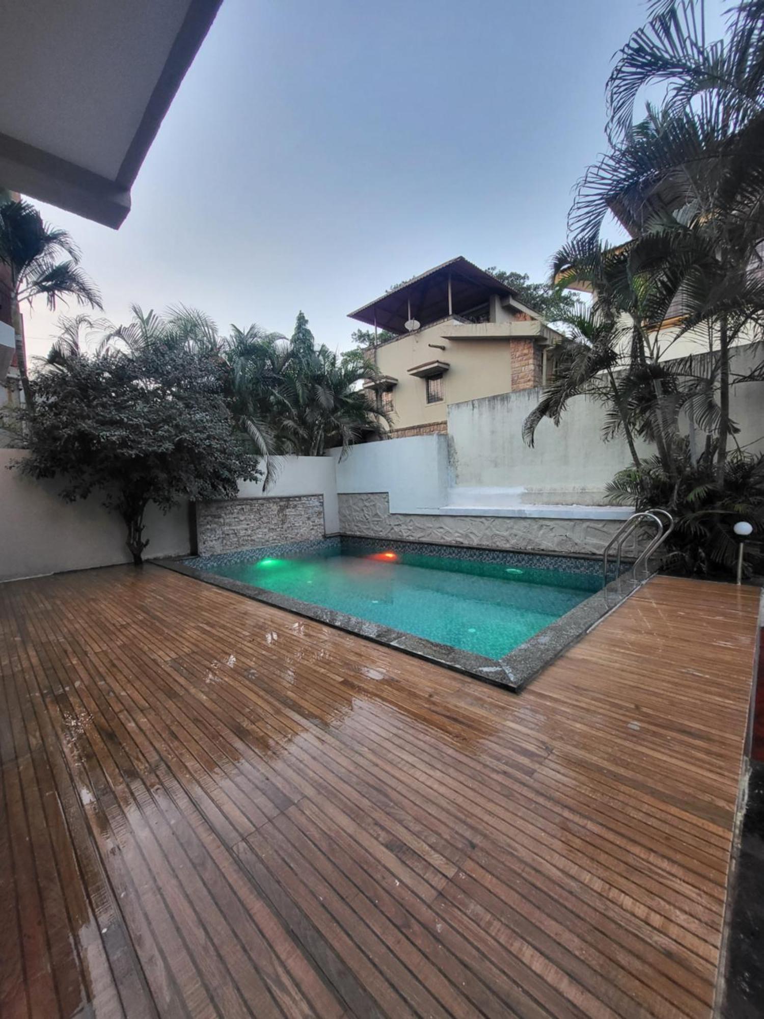 The Perfect Stays Para Disco Big Pool Cricket Turf Villa Лонавала Екстериор снимка
