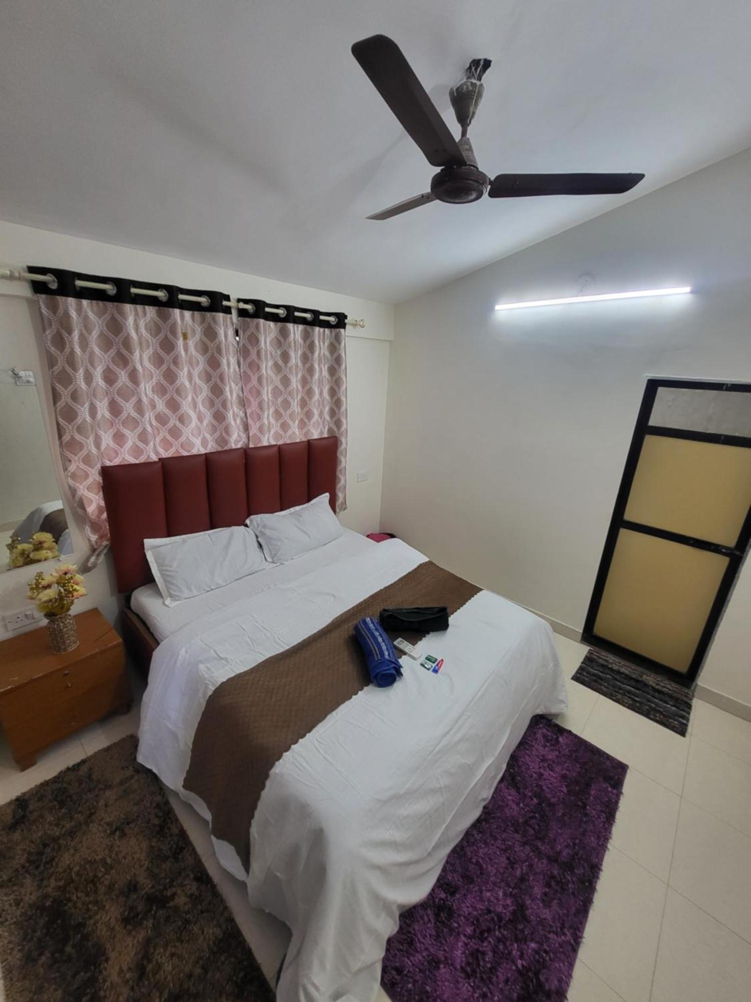 The Perfect Stays Para Disco Big Pool Cricket Turf Villa Лонавала Екстериор снимка
