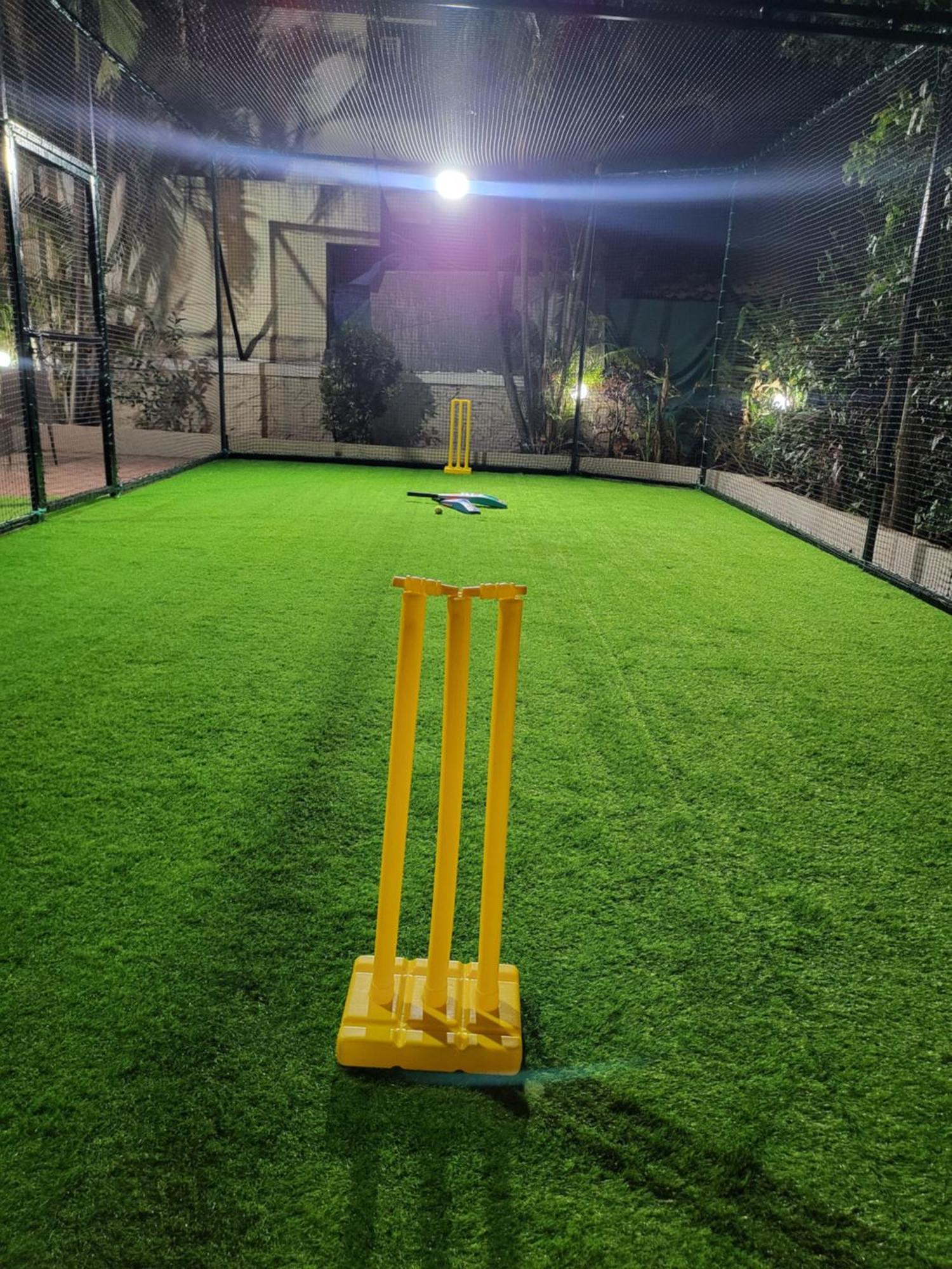 The Perfect Stays Para Disco Big Pool Cricket Turf Villa Лонавала Екстериор снимка