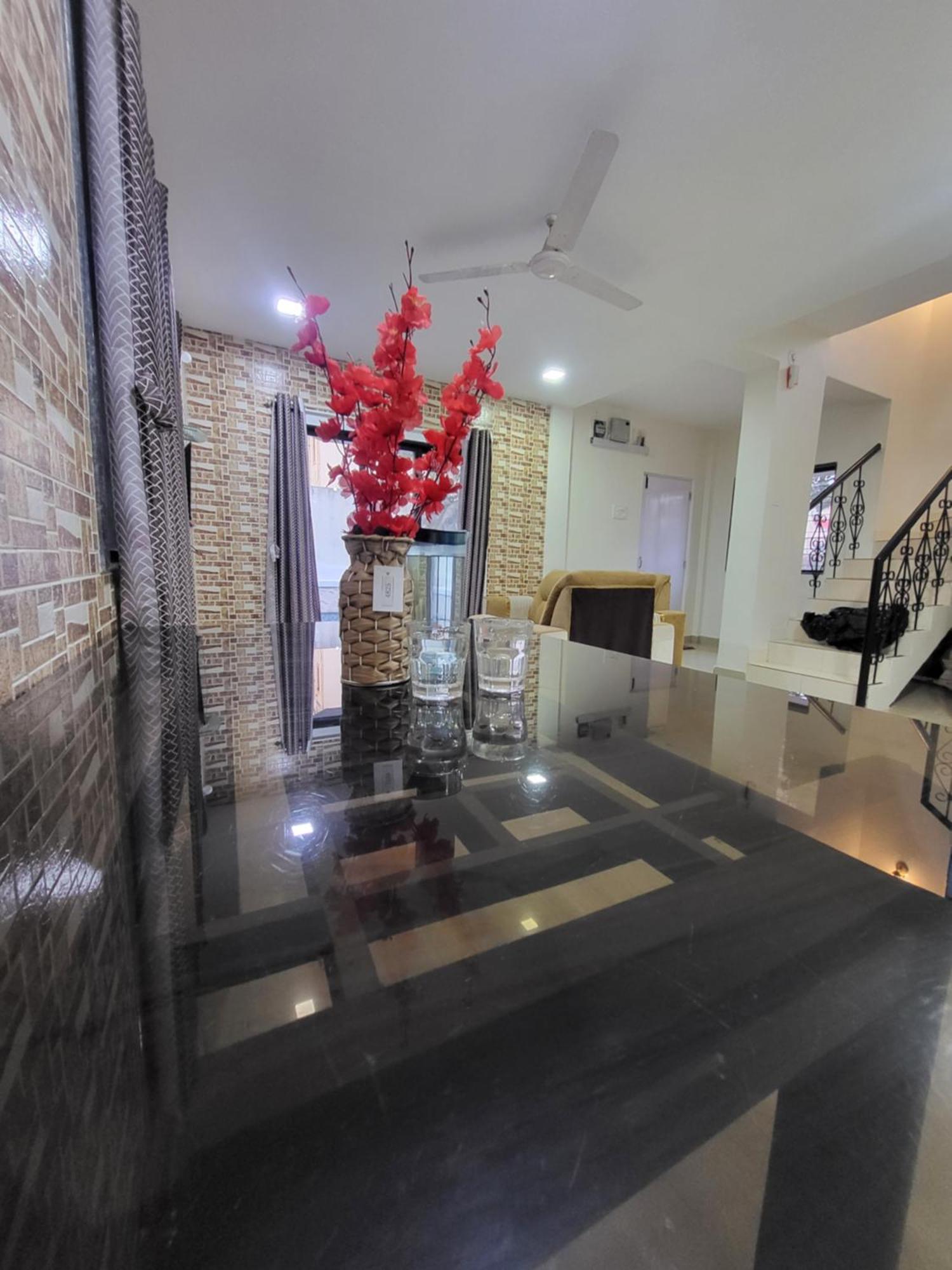 The Perfect Stays Para Disco Big Pool Cricket Turf Villa Лонавала Екстериор снимка
